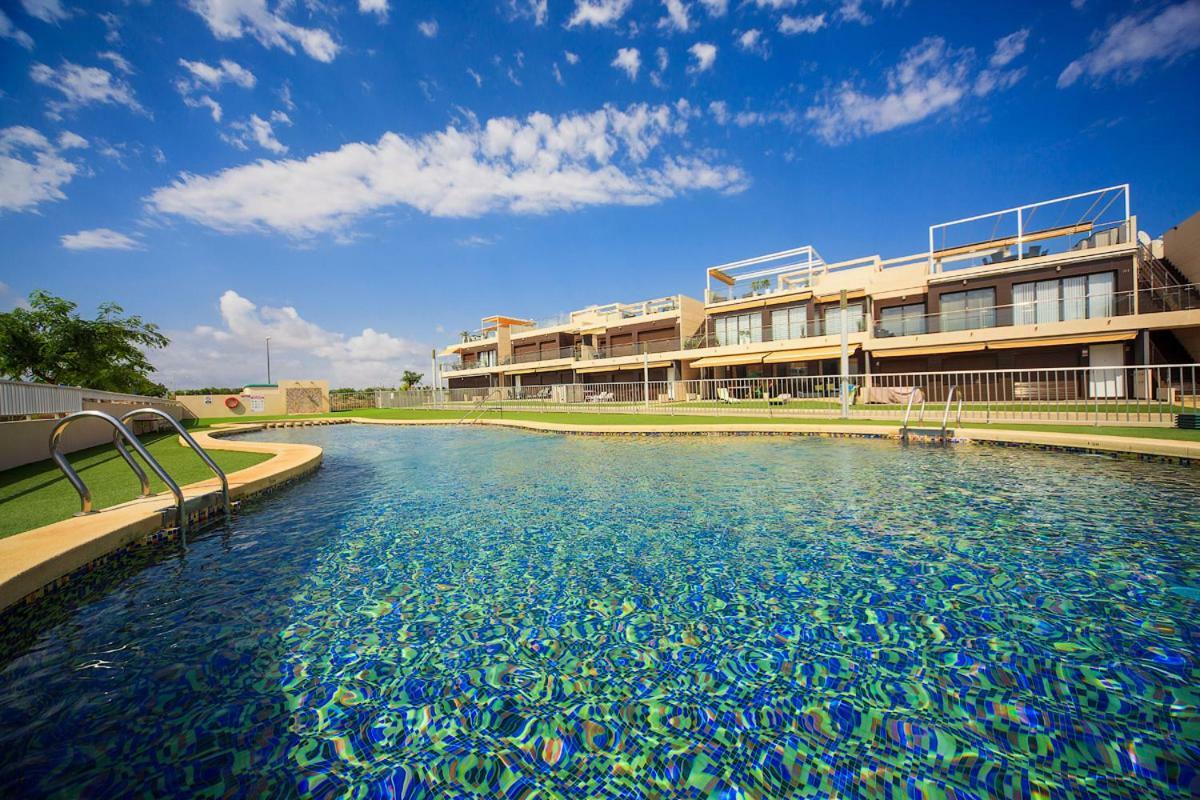 Penthouse 2 Bedrooms In Mil Palmeras Pilar de la Horadada Εξωτερικό φωτογραφία